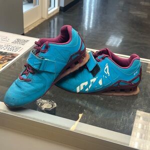 Inov8 lifters size 7 but runs a little small in my opinion